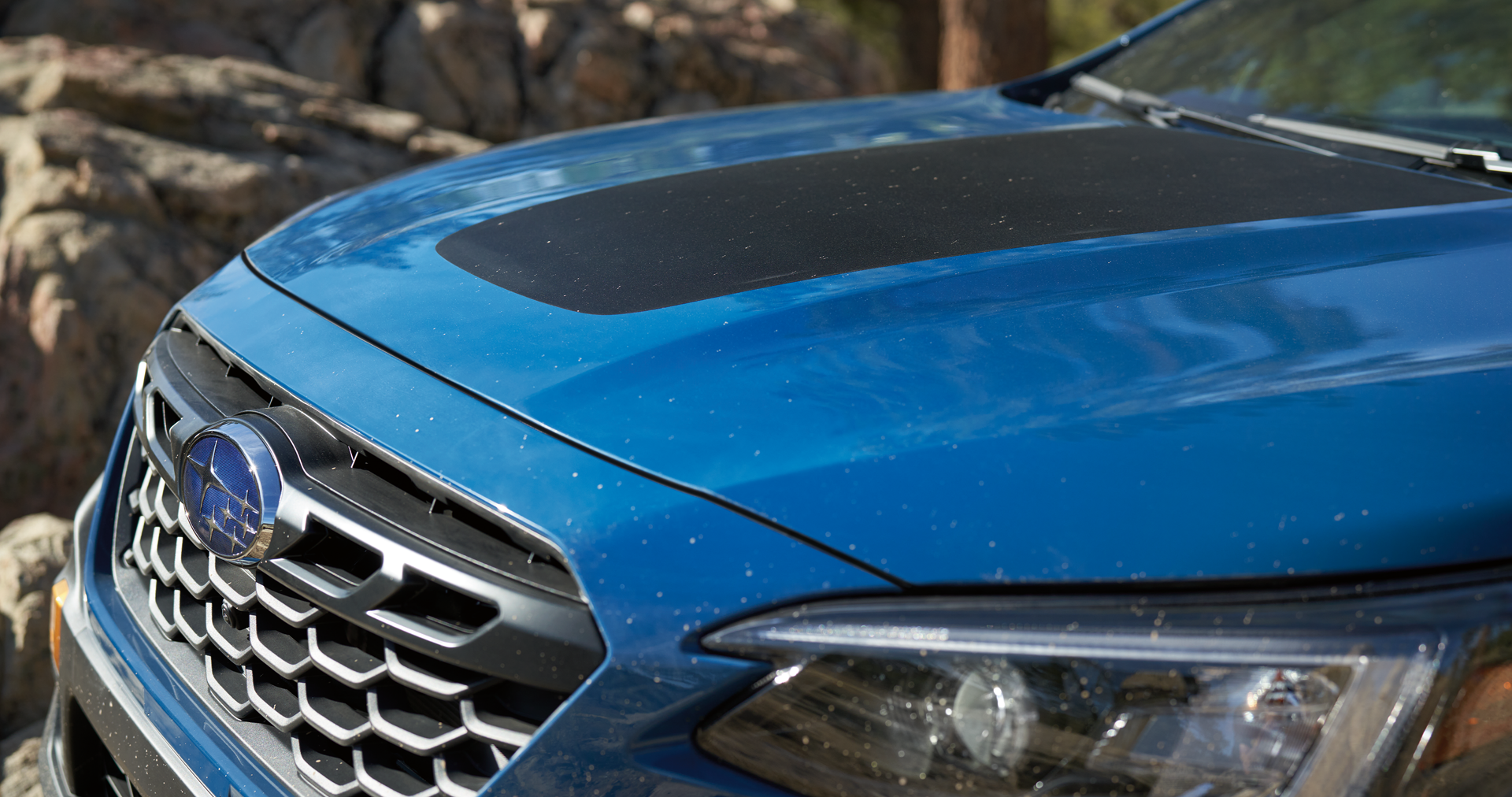 A close-up of the anti-glare hood design of the 2023 Outback Wilderness. | Valley Subaru of Longmont in Longmont CO