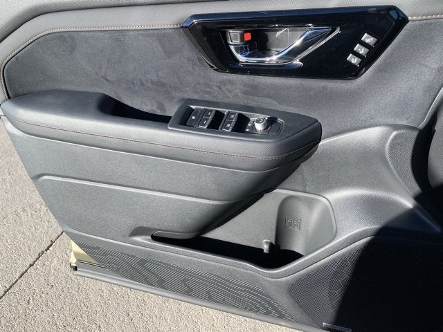 2025 Subaru FORESTER Touring Hybrid