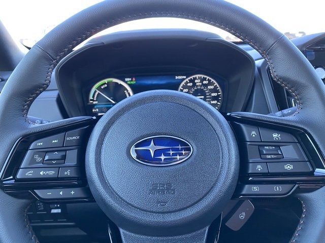 2025 Subaru FORESTER Touring Hybrid