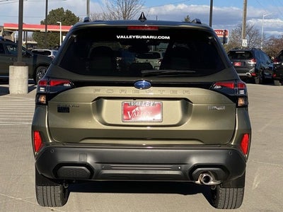 2025 Subaru FORESTER Touring Hybrid