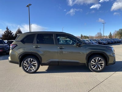 2025 Subaru FORESTER Touring Hybrid