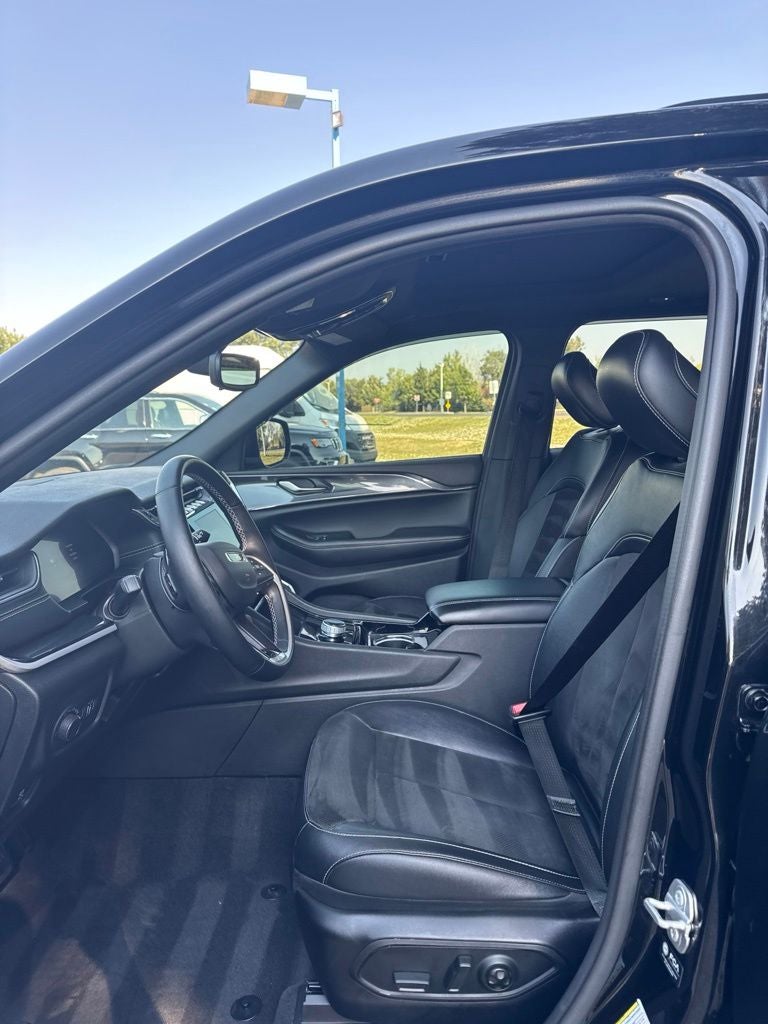 2022 Jeep Grand Cherokee Altitude 4x4