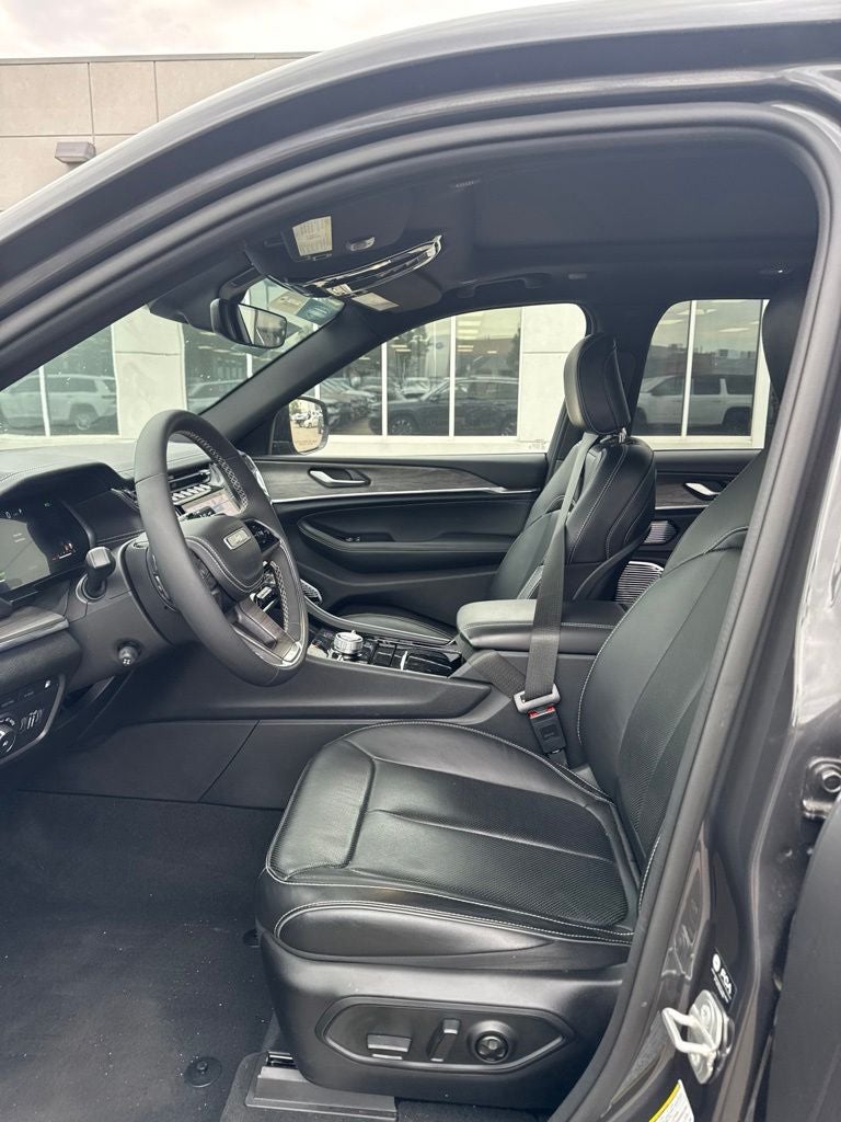 2023 Jeep Grand Cherokee 4xe Overland 4xe