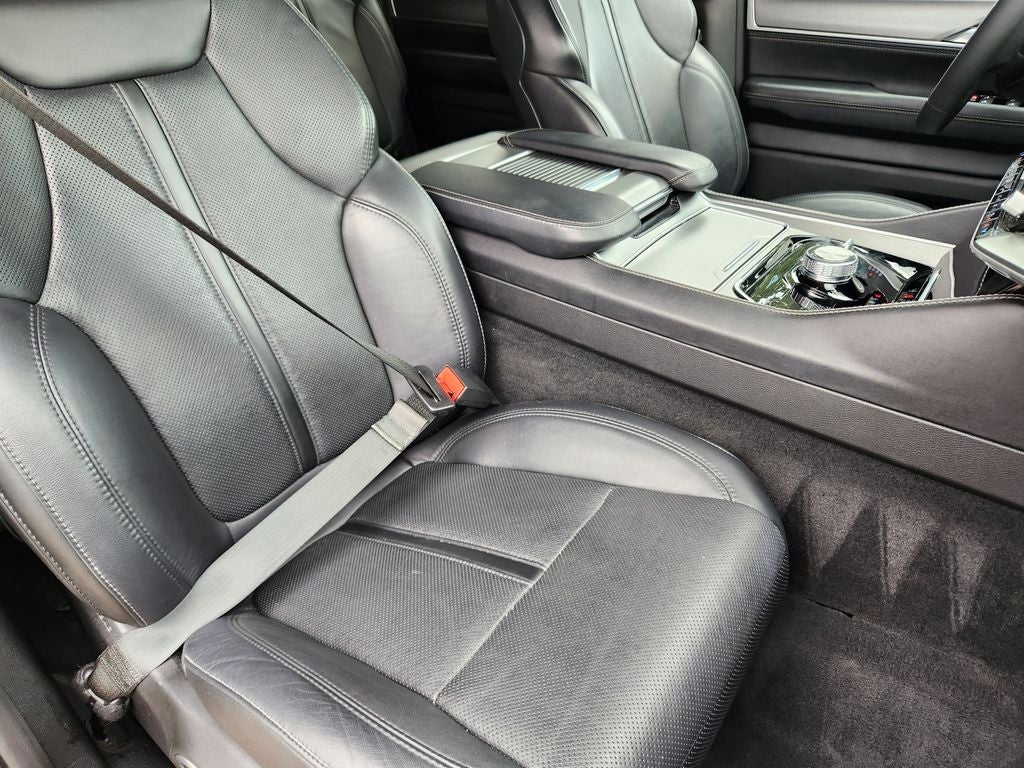 2025 Jeep Wagoneer L Series II