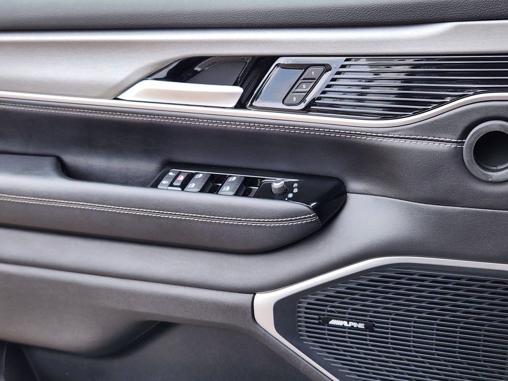 2025 Jeep Wagoneer L Series II