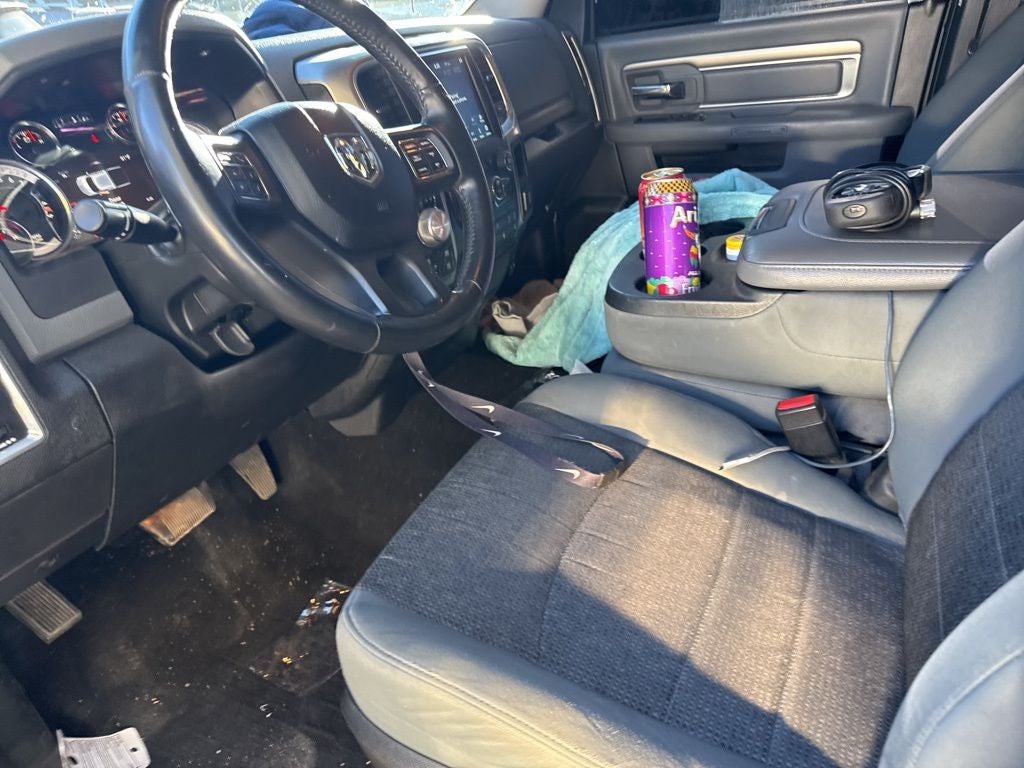 2018 RAM 1500 Big Horn Crew Cab 4x4 6'4' Box