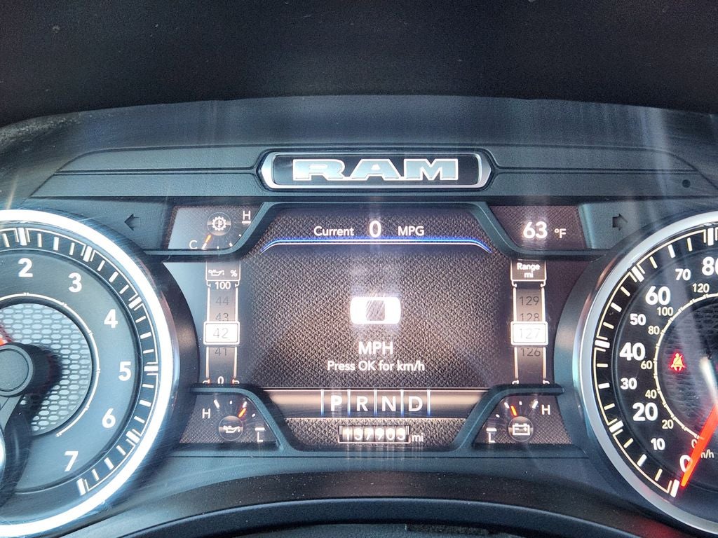 2022 RAM 1500 Big Horn Crew Cab 4x4 5'7' Box