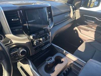 2022 RAM 1500 Big Horn Crew Cab 4x4 5'7' Box