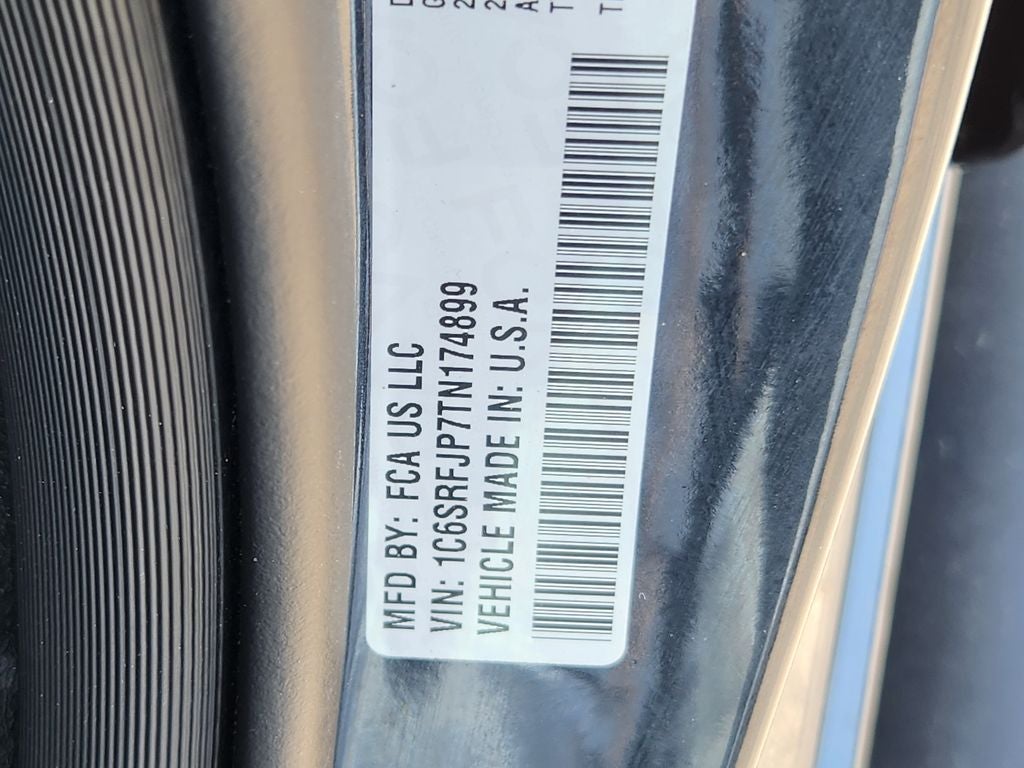 2026 RAM 1500 Laramie Crew Cab 4x4 5'7' Box