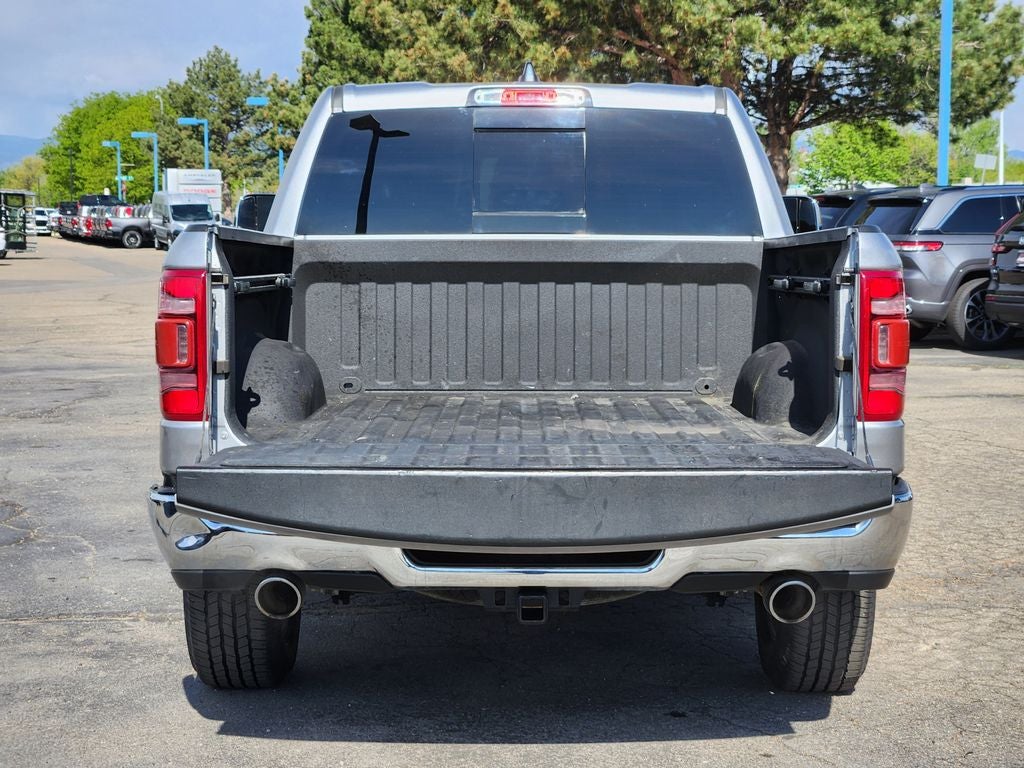 2019 RAM 1500 Laramie Crew Cab 4x4 5'7' Box