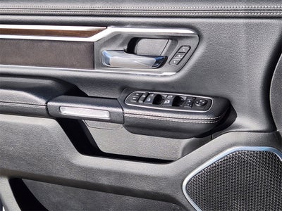 2022 RAM 1500 Laramie Crew Cab 4x4 5'7' Box