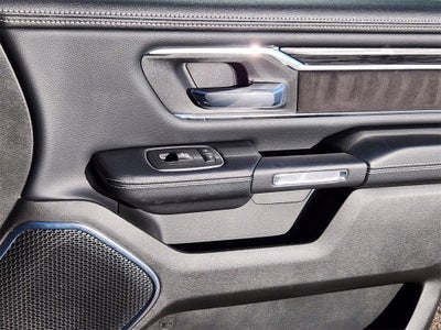 2024 RAM 1500 Laramie Crew Cab 4x4 5'7' Box