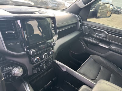 2022 RAM 1500 Laramie Crew Cab 4x4 6'4' Box