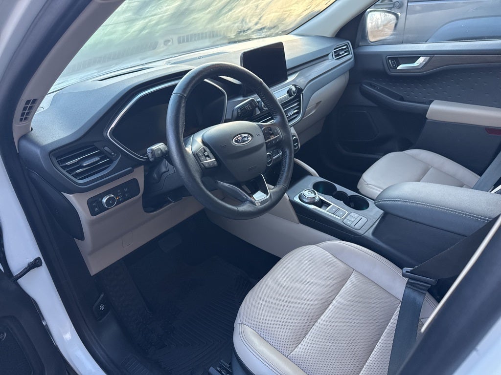 2020 Ford Escape Titanium Hybrid