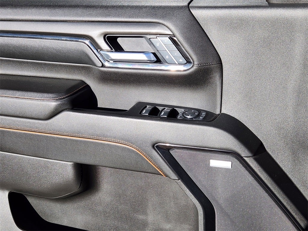 2025 GMC Sierra 3500HD 4WD Crew Cab Standard Bed AT4