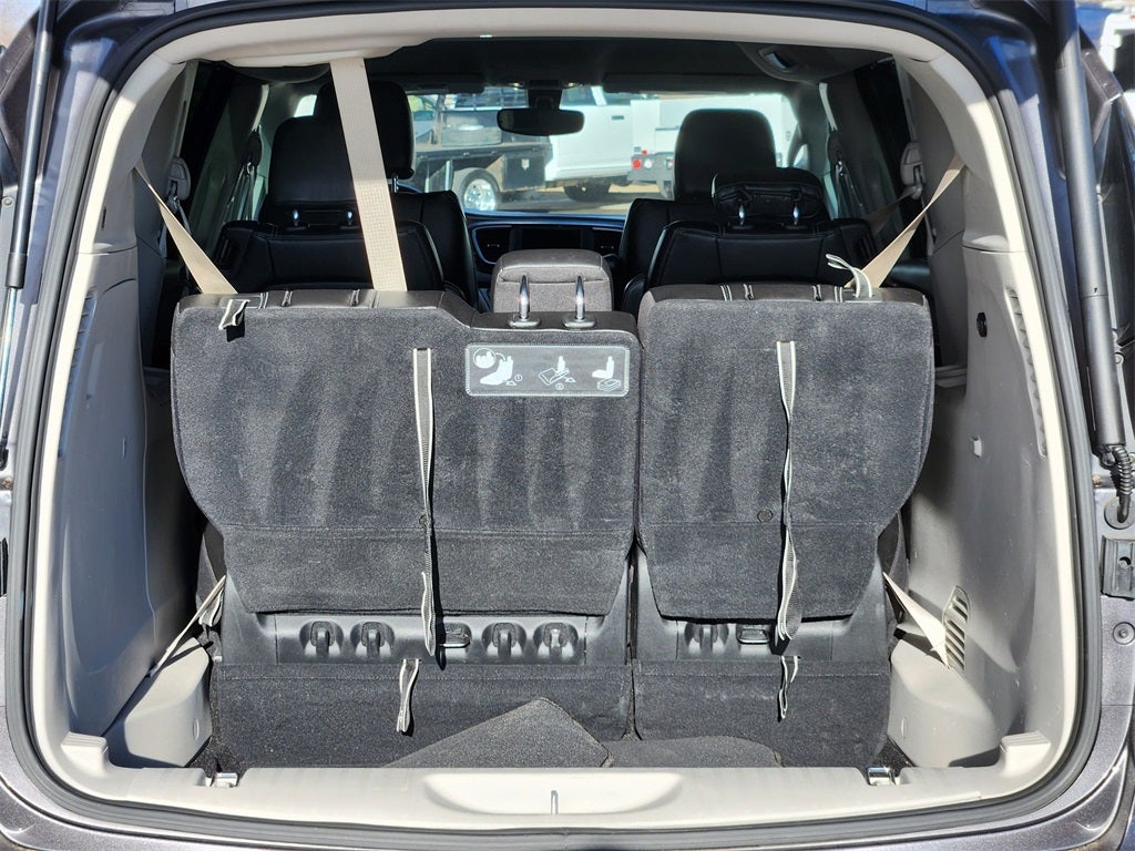 2021 Chrysler Voyager LXI