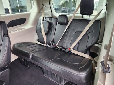 2020 Chrysler Voyager LXI