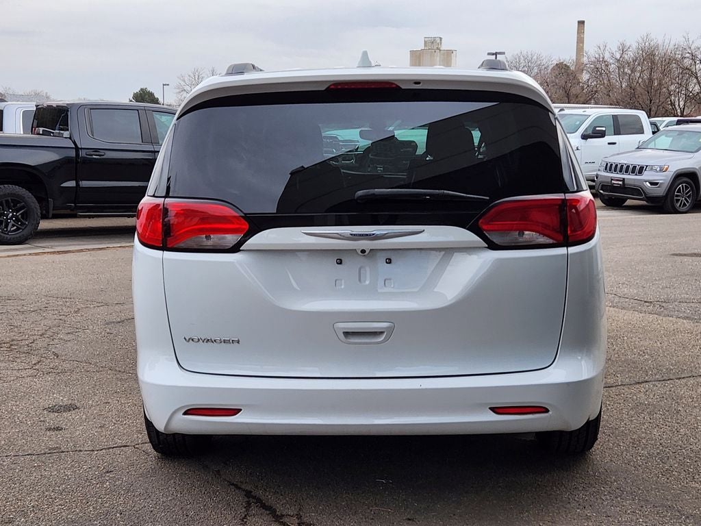 2020 Chrysler Voyager LXI