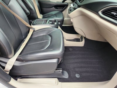 2020 Chrysler Voyager LXI