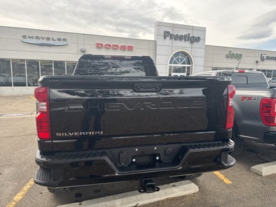 2024 Chevrolet Silverado 2500HD 4WD Crew Cab Standard Bed Custom