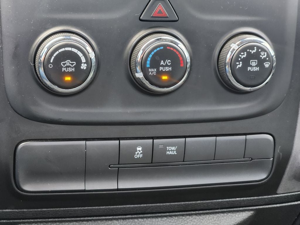 2019 RAM 1500 Classic Tradesman Regular Cab 4x2 8' Box