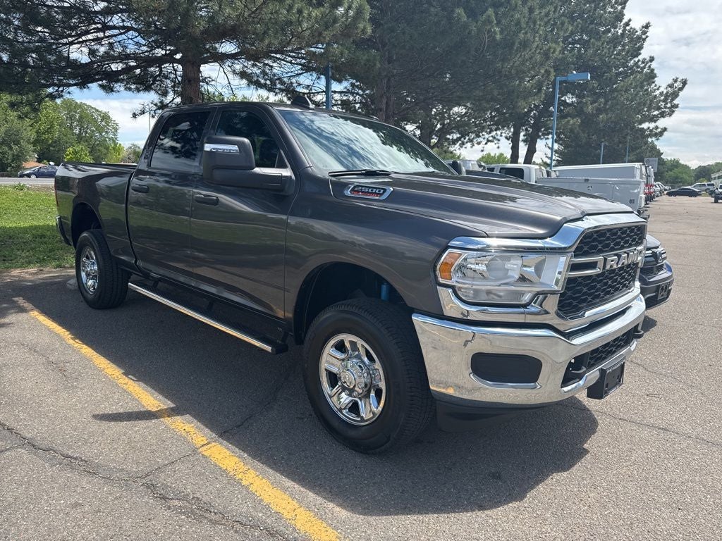 2024 RAM 2500 Tradesman Crew Cab 4x4 6'4' Box