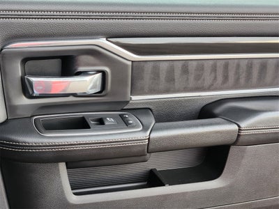 2022 RAM 2500 Laramie Crew Cab 4x4 6'4' Box