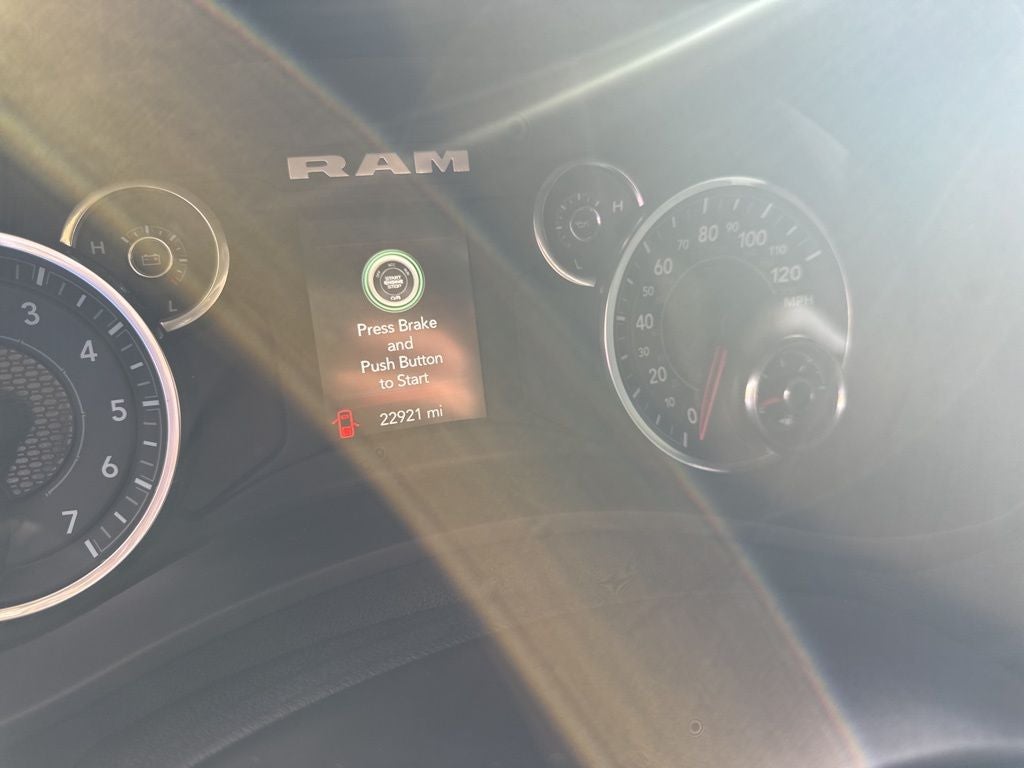 2023 RAM 2500 Tradesman Crew Cab 4x4 8' Box