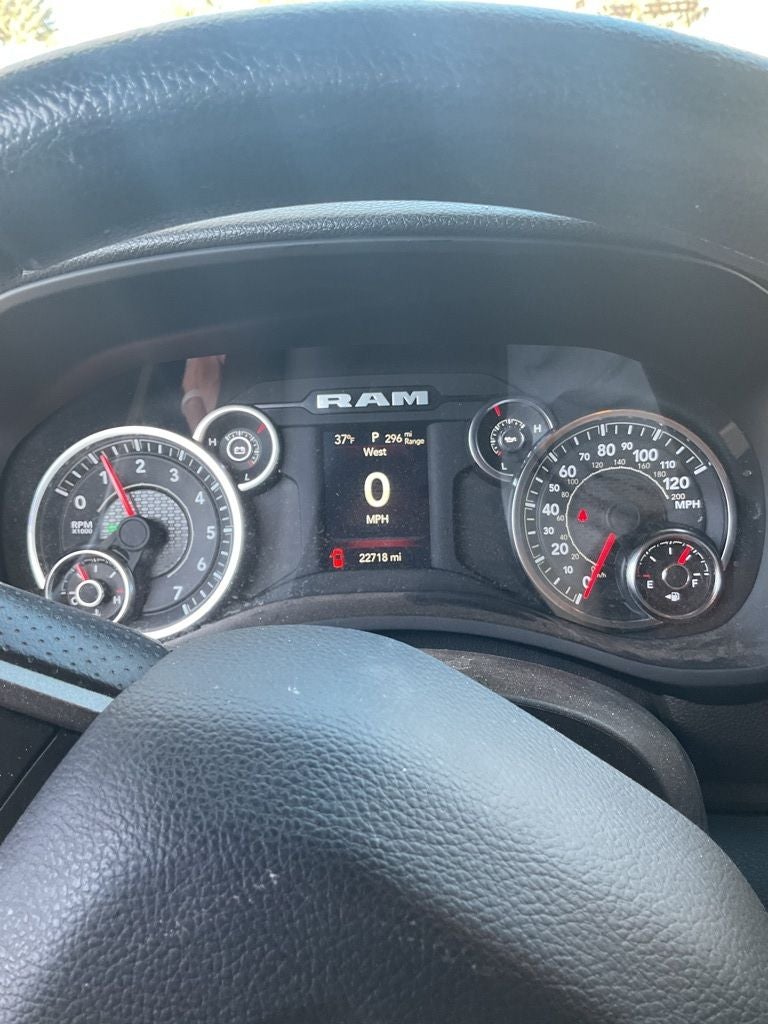 2023 RAM 2500 Tradesman Crew Cab 4x4 8' Box