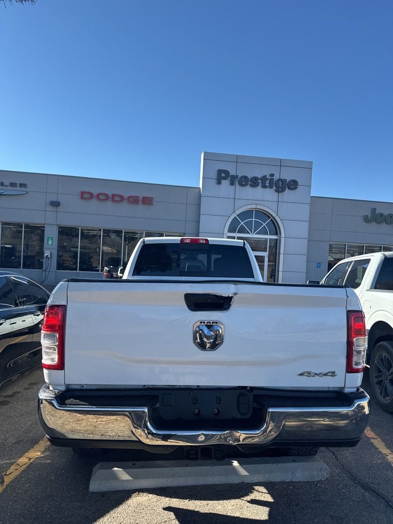 2022 RAM 2500 Tradesman Crew Cab 4x4 8' Box