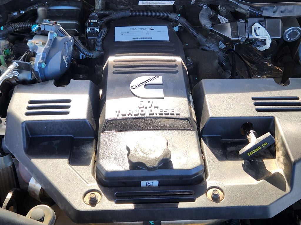 2022 RAM 2500 Tradesman Crew Cab 4x4 8' Box