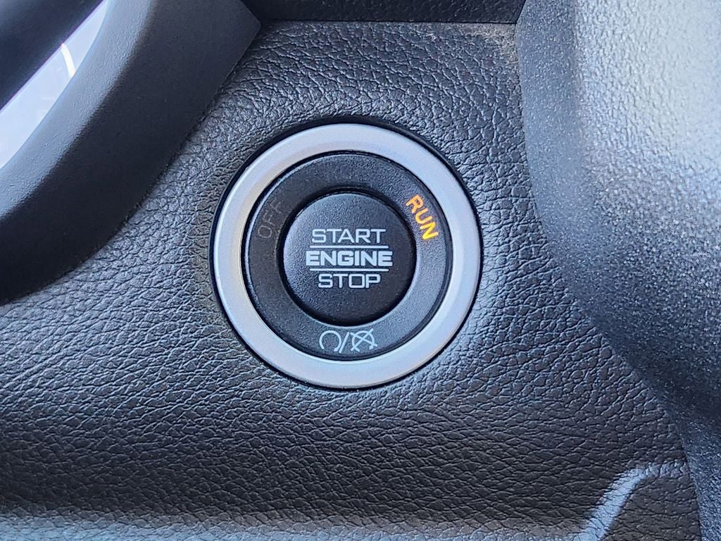 2022 RAM 2500 Tradesman Crew Cab 4x4 8' Box