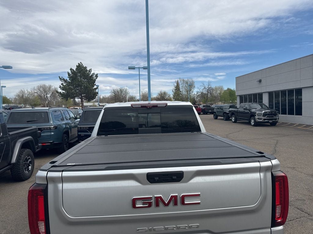 2022 GMC Sierra 1500 AT4