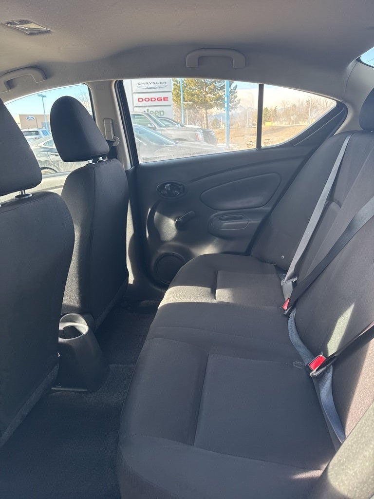 2019 Nissan Versa 1.6 S+