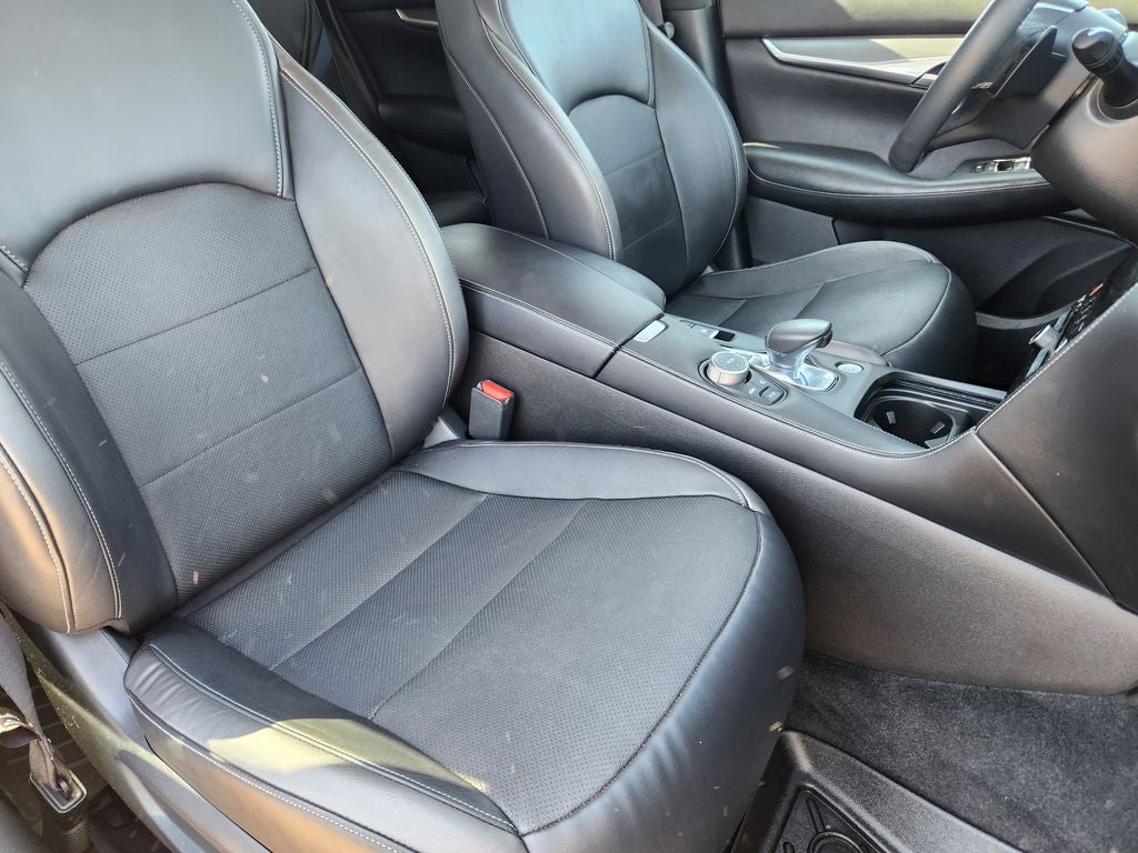 2022 INFINITI QX50 LUXE AWD