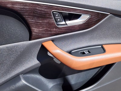 2022 Audi Q8 55 Premium Plus quattro