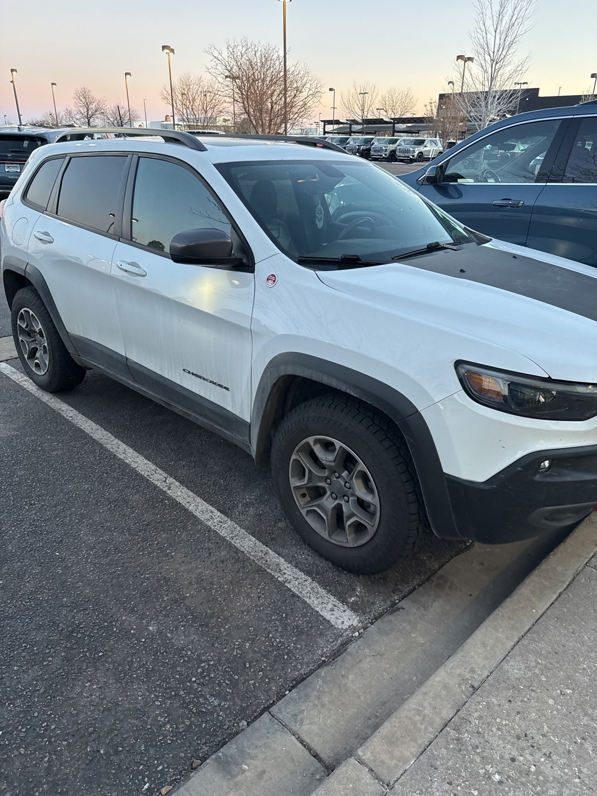 2020 Jeep Cherokee Trailhawk