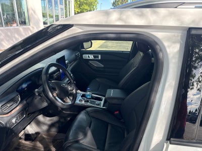 2022 Ford Explorer Platinum