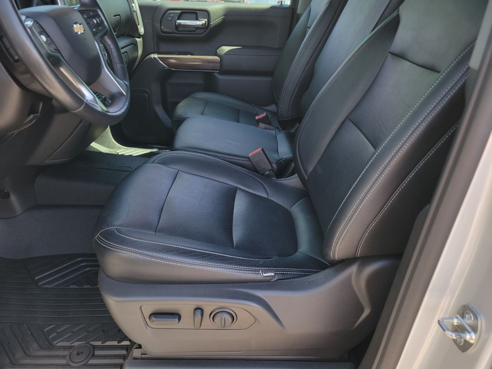 2021 Chevrolet Silverado 1500 LT LT1