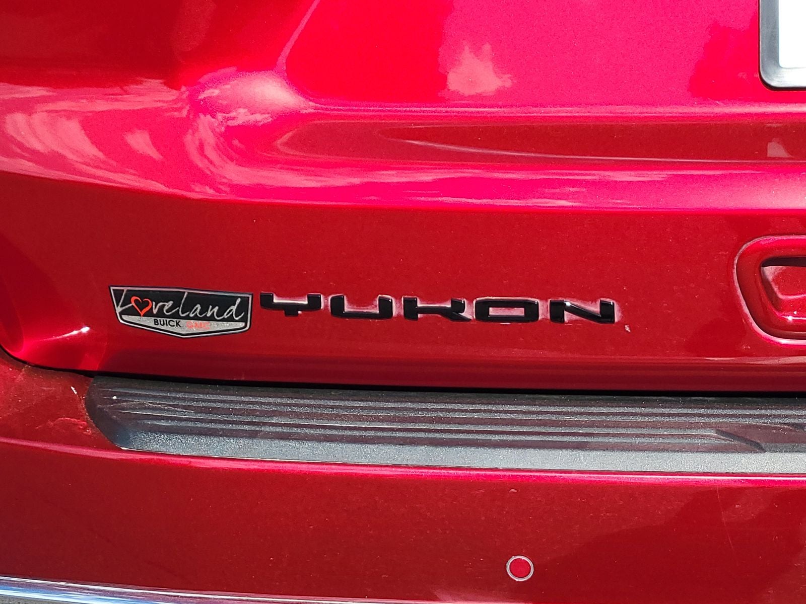 2023 GMC Yukon SLT