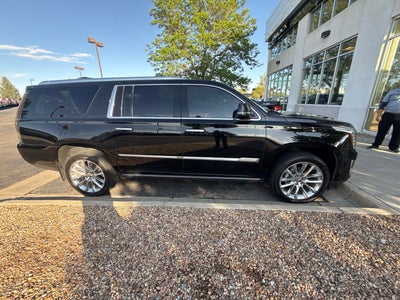 2019 Cadillac Escalade ESV Premium