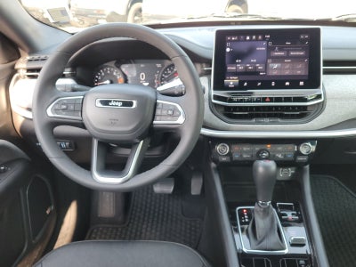 2023 Jeep Compass Latitude Lux