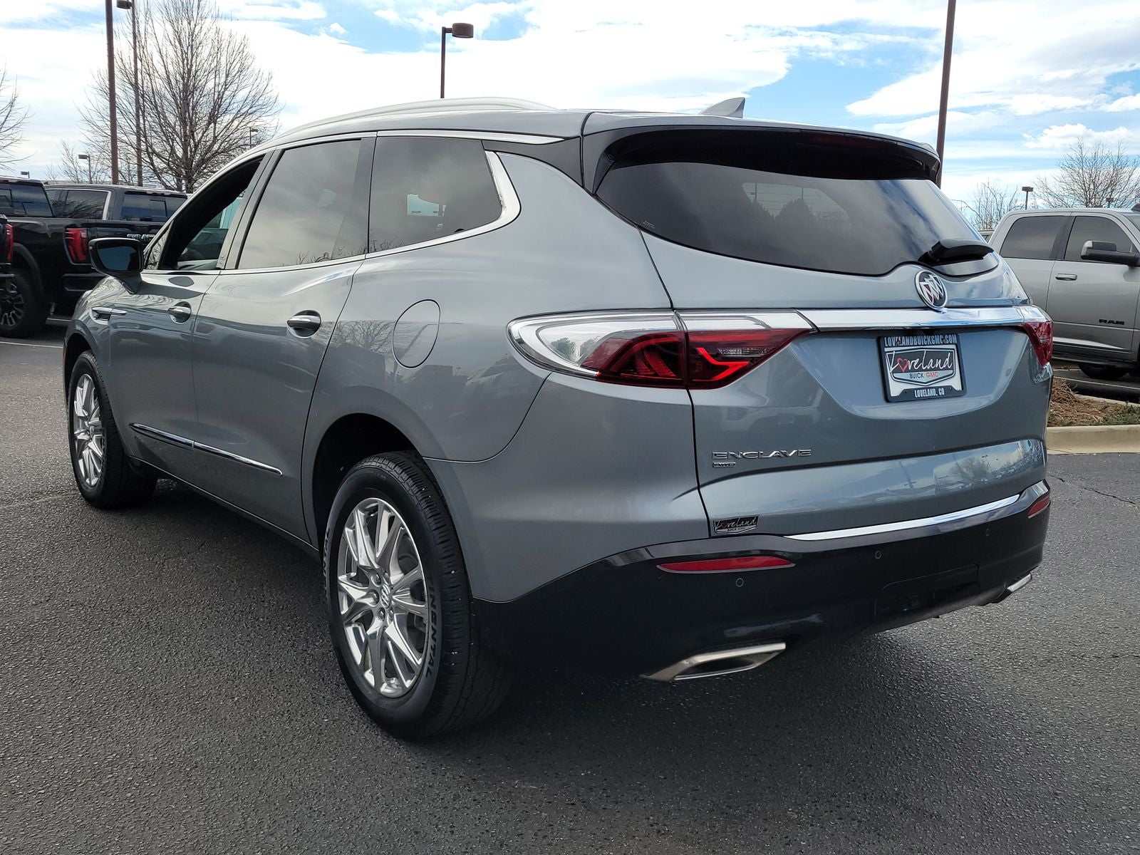 2023 Buick Enclave Essence