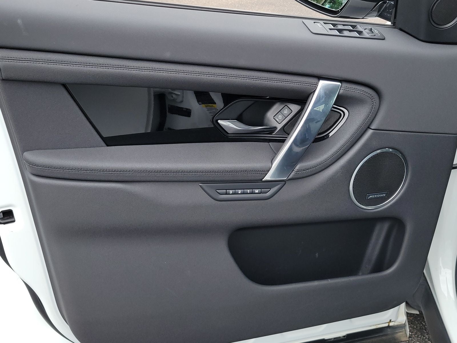 2024 Land Rover Discovery Sport S