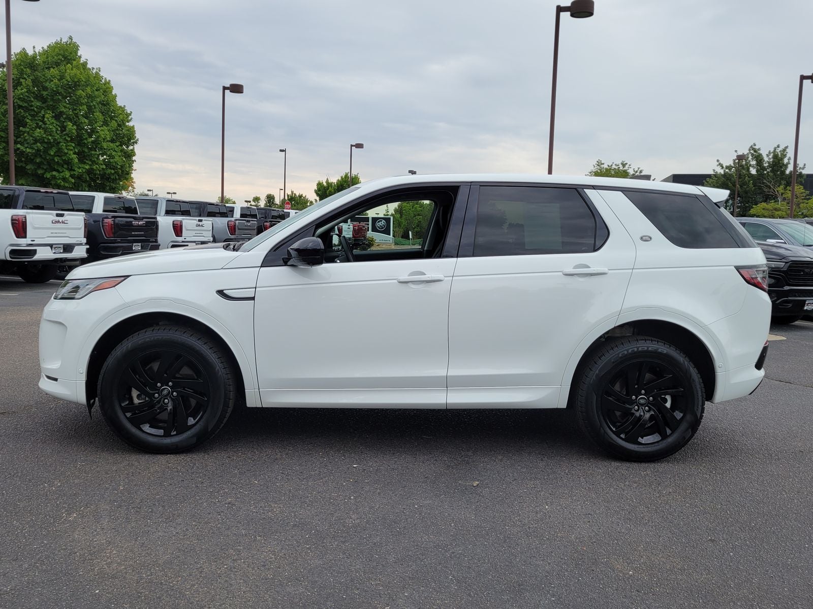 2024 Land Rover Discovery Sport S