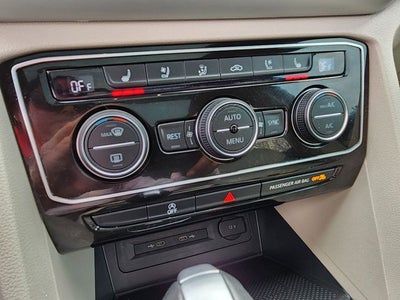 2022 Volkswagen Atlas 3.6L V6 SEL Premium R-Line