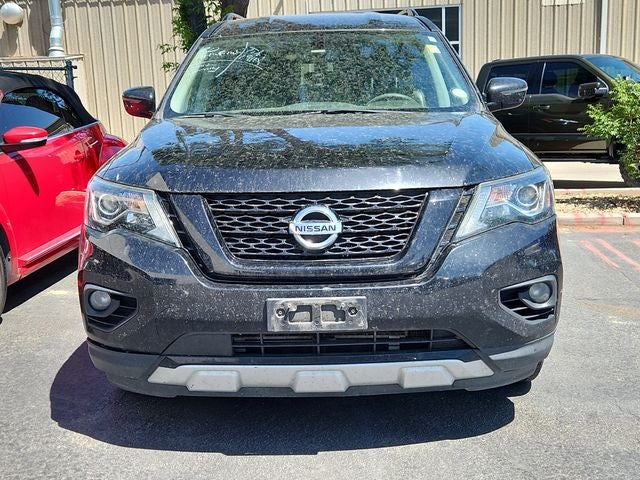 2020 Nissan Pathfinder SV