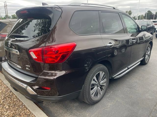2020 Nissan Pathfinder SL