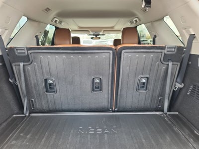 2024 Nissan Pathfinder Platinum