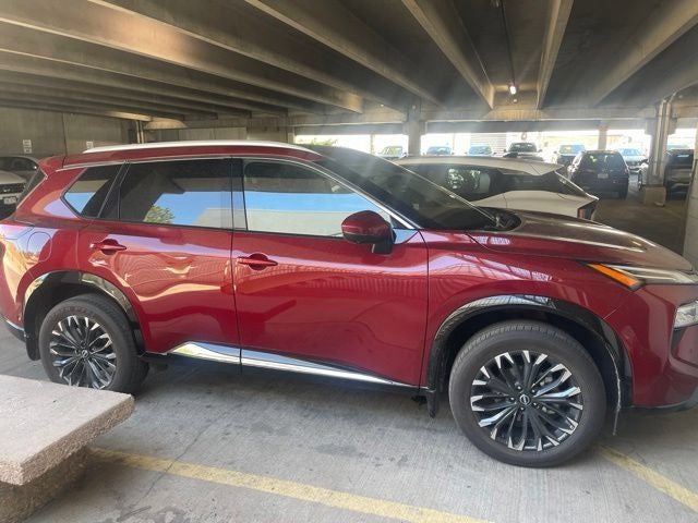 2024 Nissan Rogue Platinum